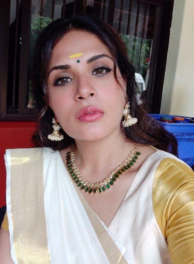 First Look Posters Richa Chadda as Shakeela in Shakeela Biopic