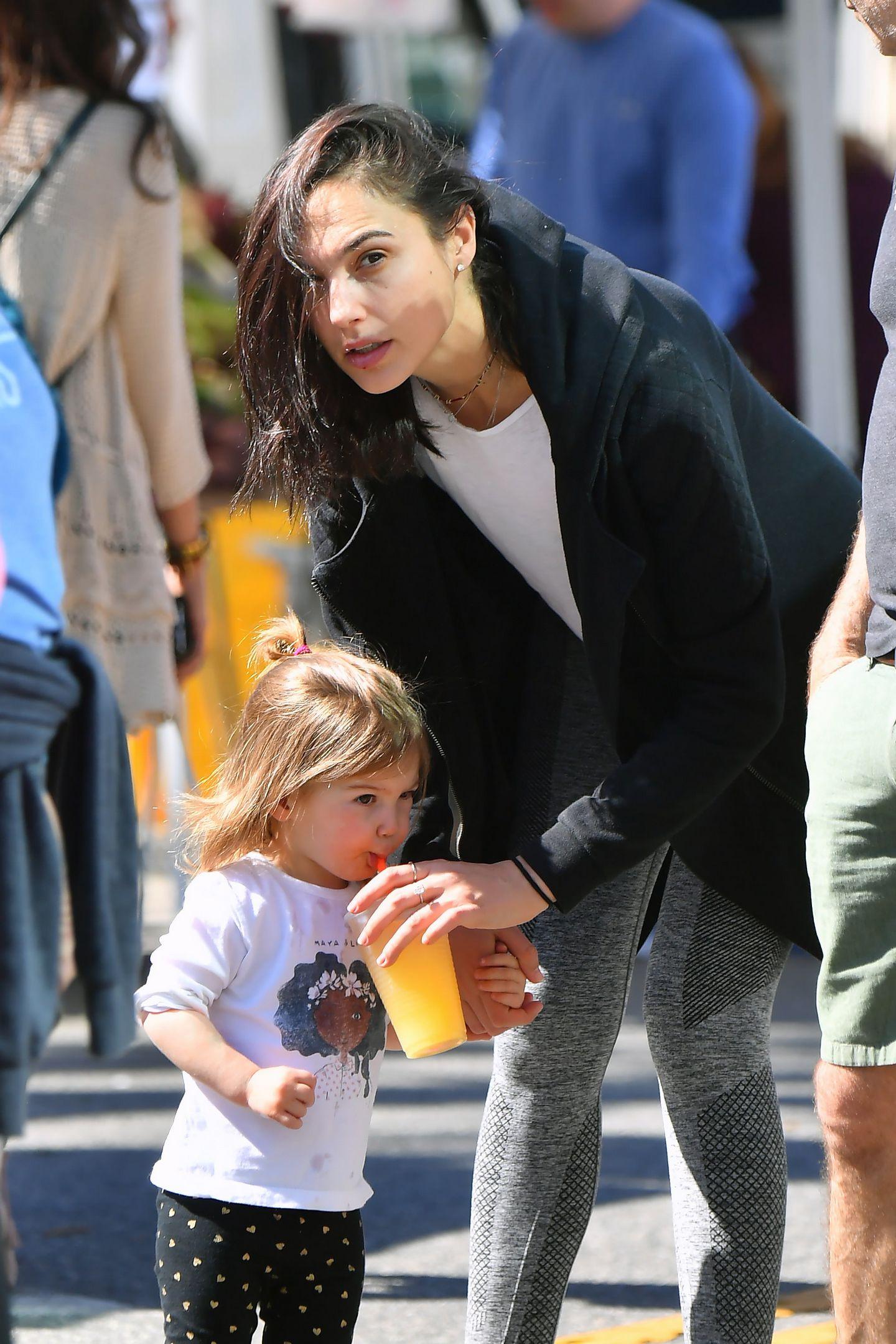 Gal Gadot with her Kids at the Farmers Market