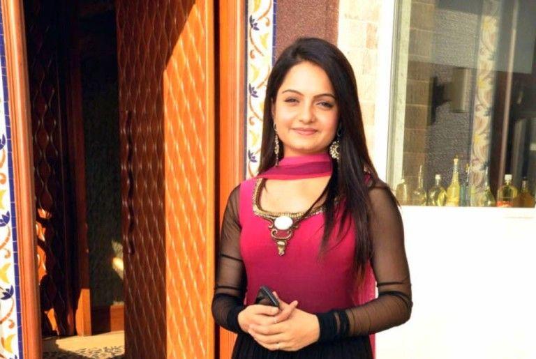 Giaa Manek Latest Unseen Photo Stills