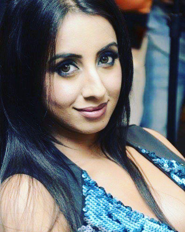 Glamour Queen Sanjjanaa Galrani Latest Photo Stills