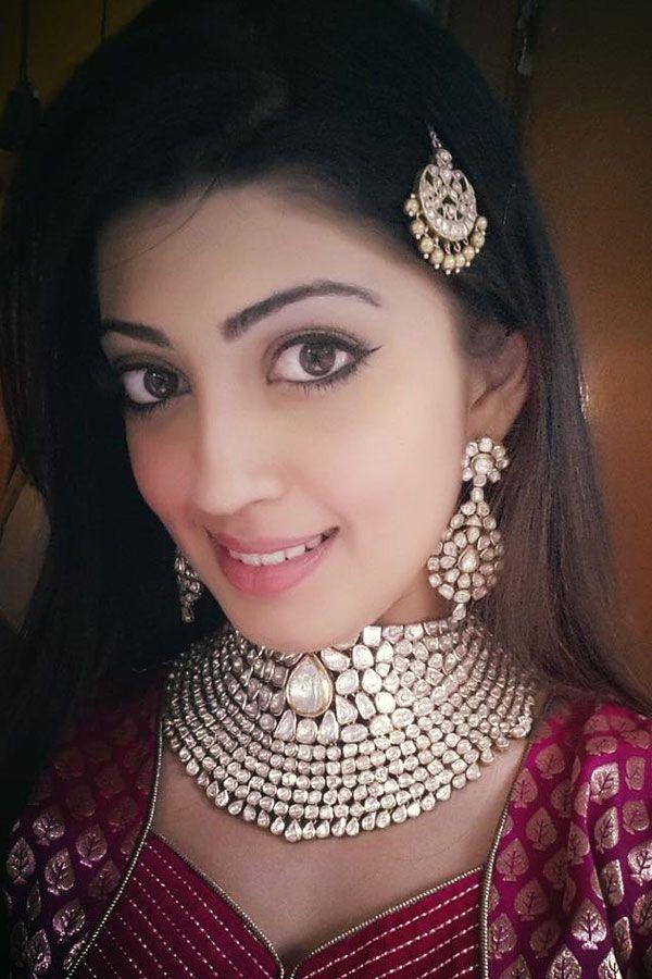 Gorgeous Actress Pranitha Subhash Latest Hot Photo Stills 2018