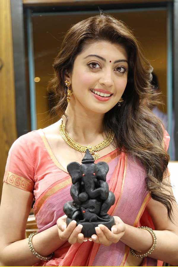 Gorgeous Actress Pranitha Subhash Latest Hot Photo Stills 2018