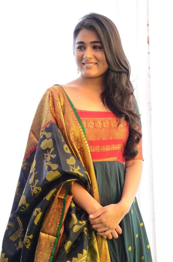 Gorgeous Actress Shalini Pandey Latest Photo Stills