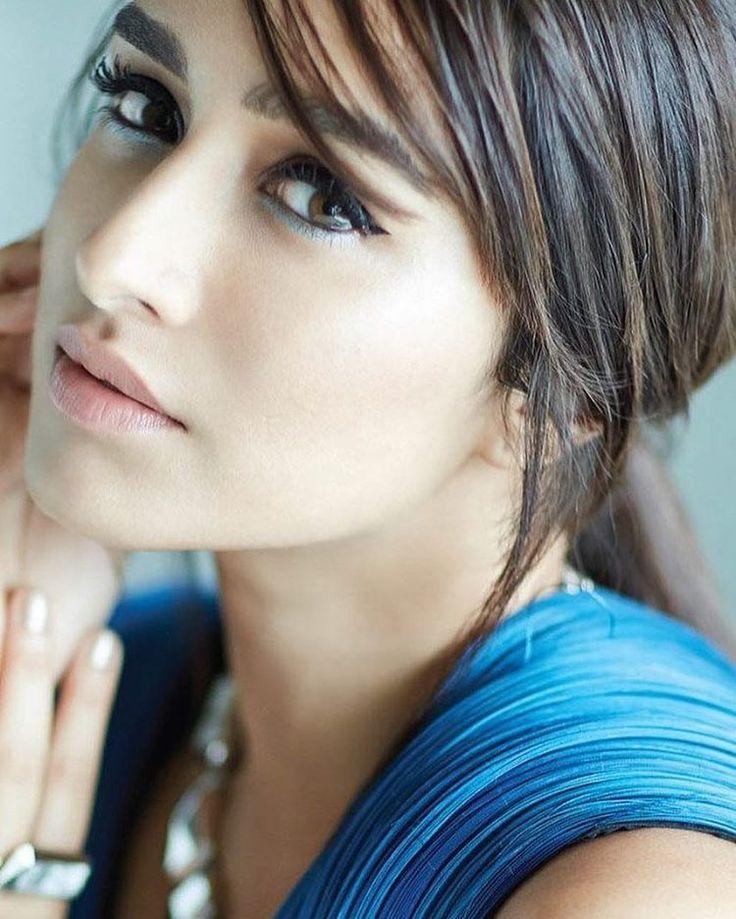 Gorgeous Actress Shraddha Kapoor Latest Photoshoot Stills