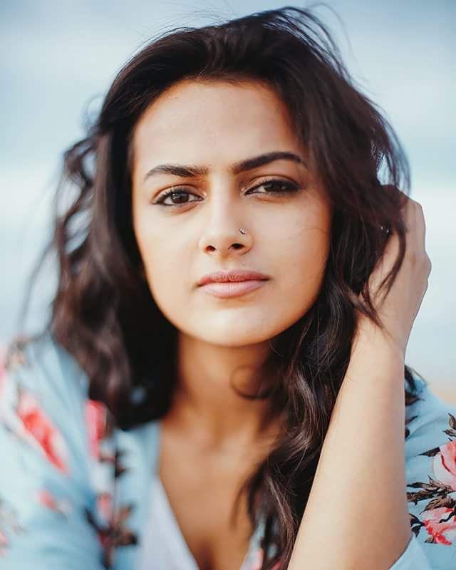 Gorgeous Actress Shraddha Srinath Latest Photo Stills