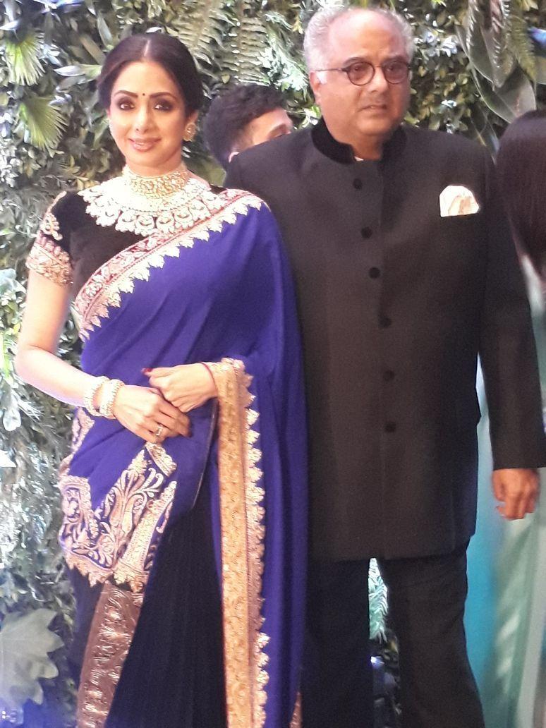 Gorgeous Top Actress at Anushka & Virat Kohli Wedding Reception