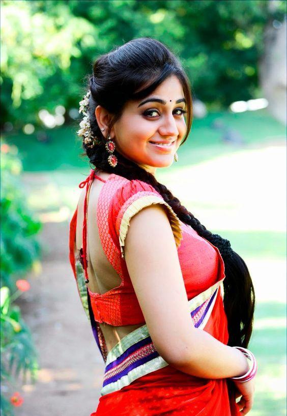 HOT South Indian Actress Photos in Saree