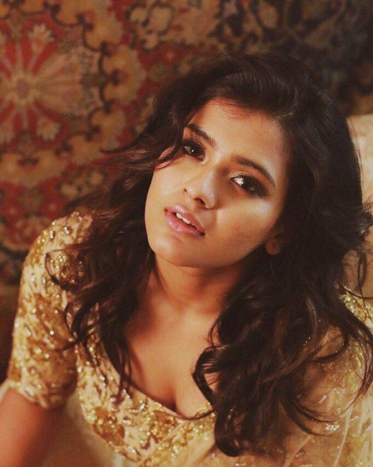 Hebah Patel Latest 2018 Photoshoot Stills