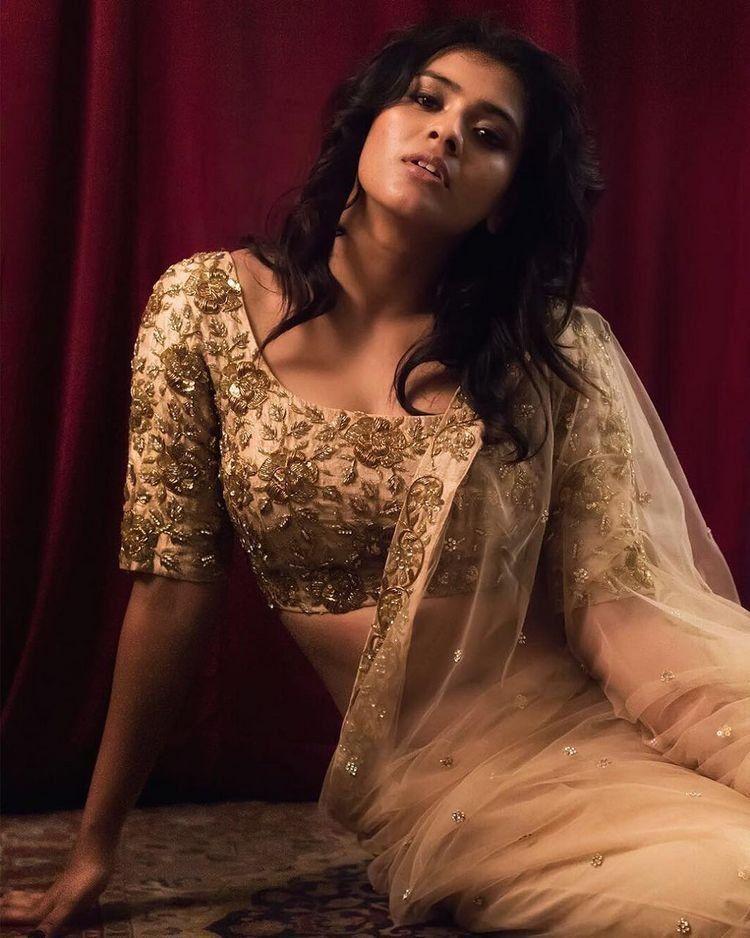 Hebah Patel Latest 2018 Photoshoot Stills