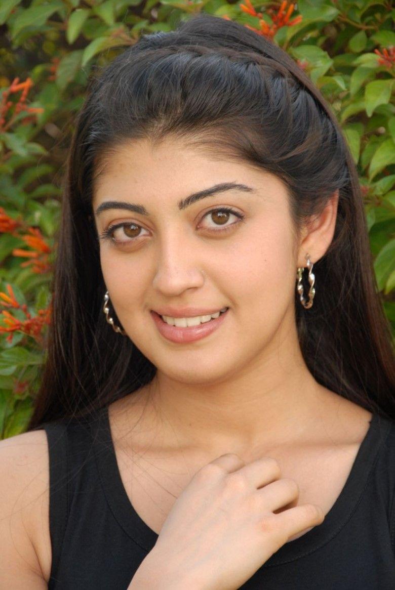 Herione Pranitha Subhash Latest Photo Gallery