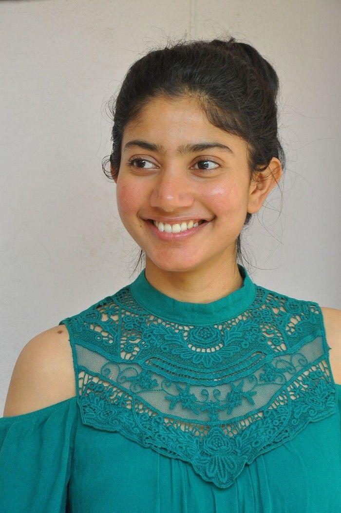 Herione Sai Pallavi Latest 2018 Photo Stills