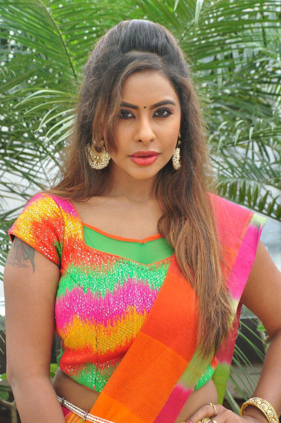Herione Sri Reddy Latest Stills