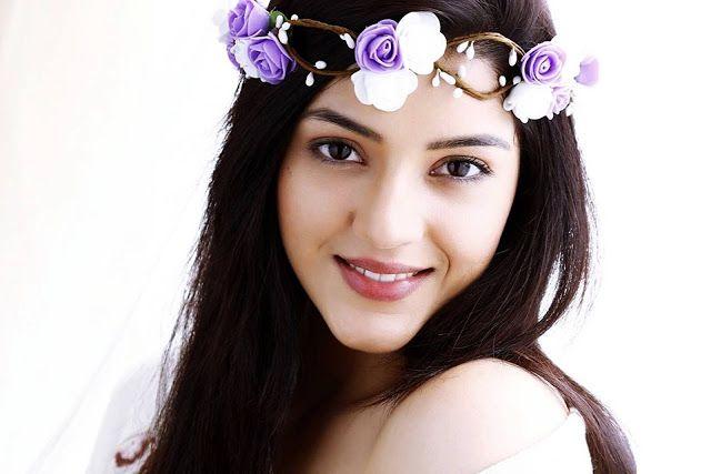 Heroine Mehrene Kaur Pirzada Unseen Photos 2018