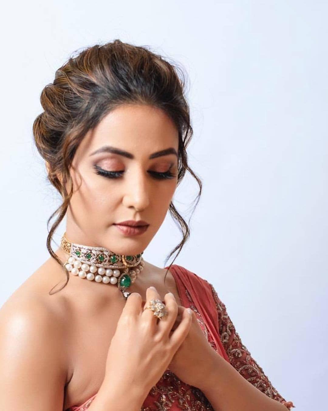 Hina Khan  Photos