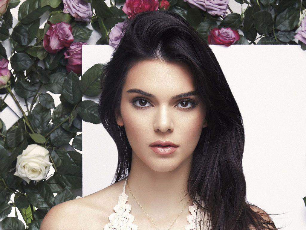 Hollywood Actress Kendall Jenner Latest Photo Stills