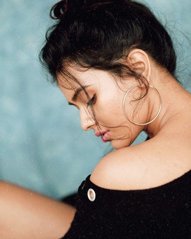 Hot Photoshoot Stills of Telugu Actress Heeba Patel