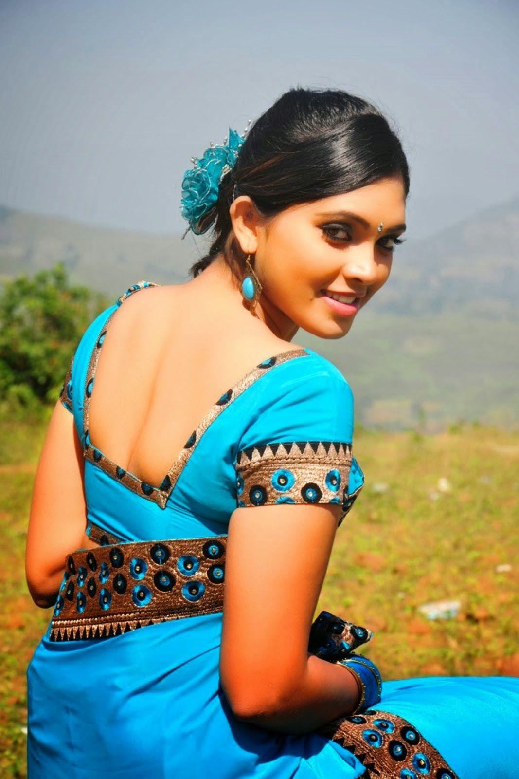 Hottest Backless Poses Of South Indian Actresses