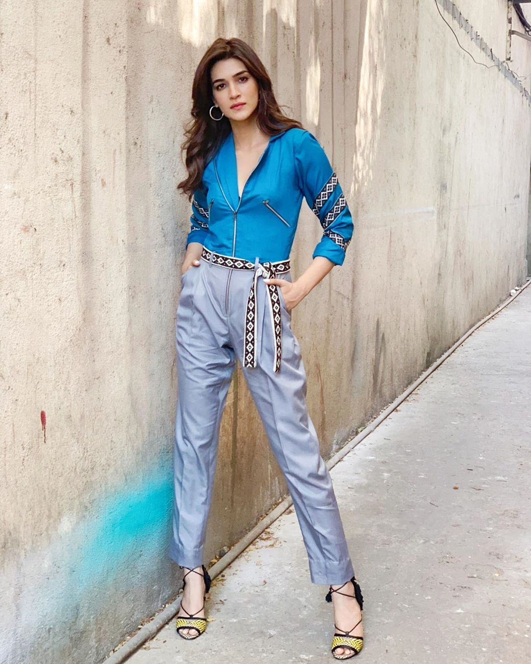 Huge Collection of Kriti Sanon Photoshoot pictures