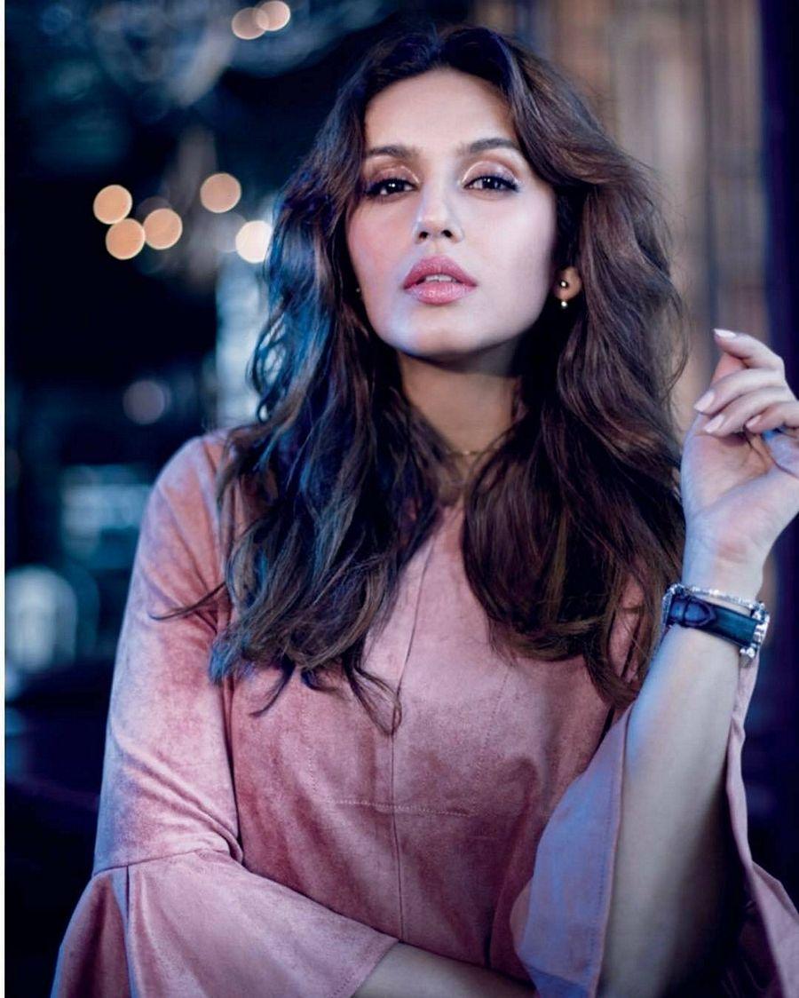 Huma Qureshi Latest PhotoShoot Stills