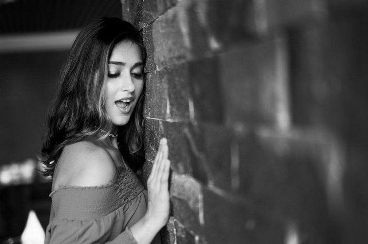 Ileana D`Cruz Never Seen Hot Photos Stills