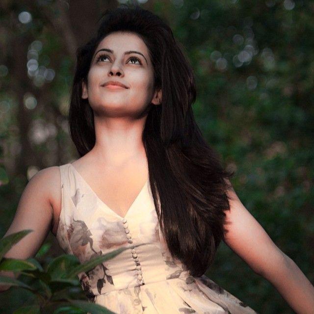 Indian Actress Disha Pandey Rare & Unseen Photos