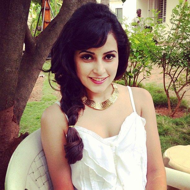 Indian Actress Disha Pandey Rare & Unseen Photos