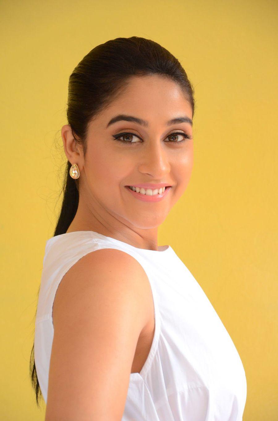 Indian Actress Regina Cassandra Latest Stills