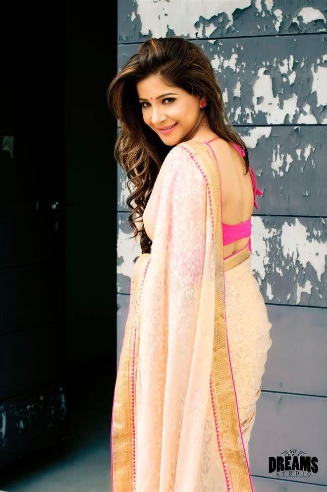 Indian Actress Sakshi Agarwal Latest Unseen Photo Stills