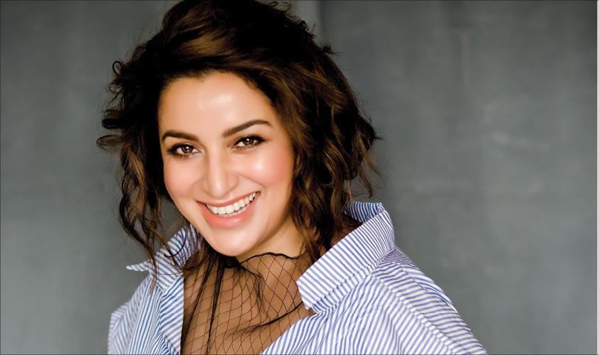 Indian Actress Tisca Chopra Never Seen Hot Photos Collections!