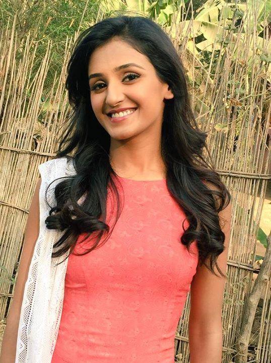 Indian Dancer & Actress Shakti Mohan Latest Unseen Photo Stills