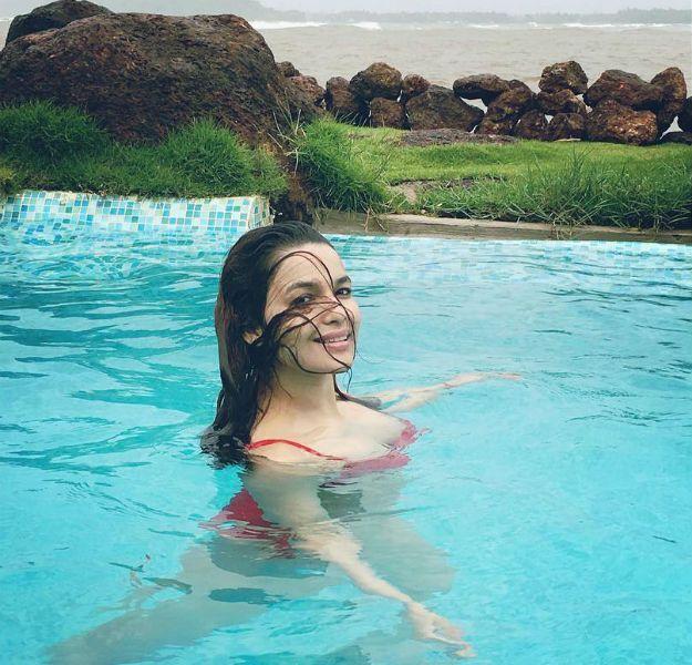 Indian Hockey Player Chitrashi Rawat Never Seen Photos Collections!