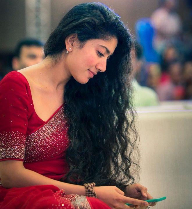 Indian Movie actress Sai Pallavi Latest Stills