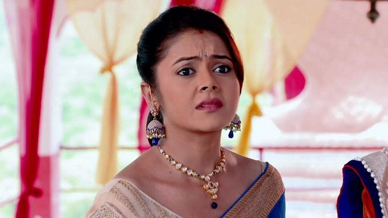 Indian Television Actress Devoleena Bhattacharjee HD All Photos