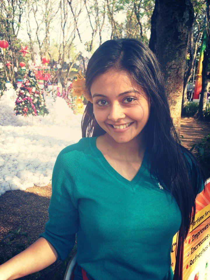 Indian Television Actress Devoleena Bhattacharjee HD All Photos