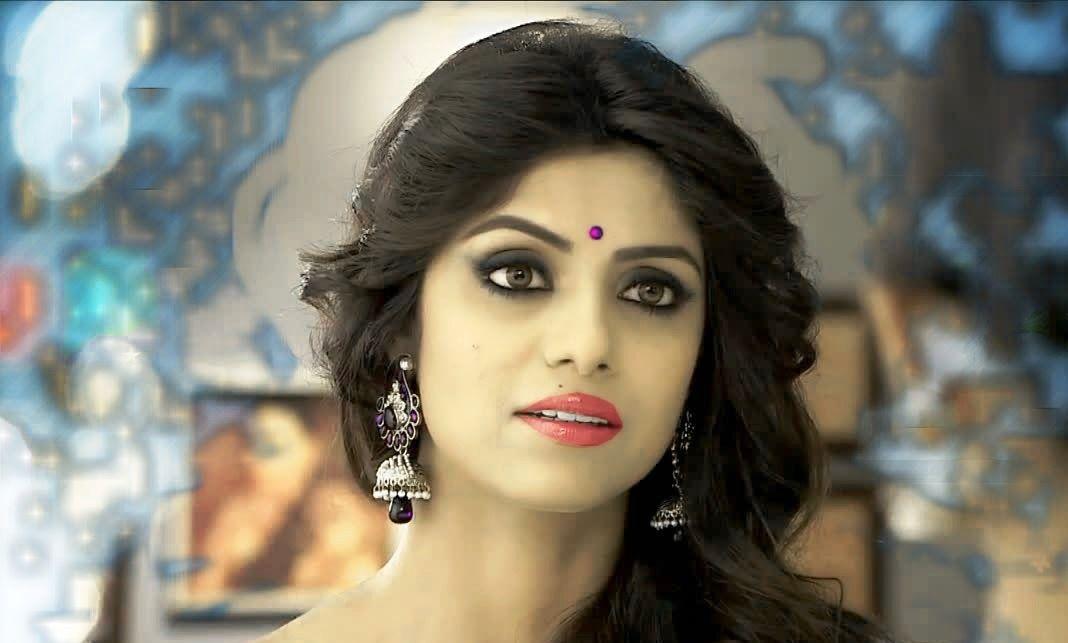 Indian Television Actress Sayantani Ghosh Latest HD Images