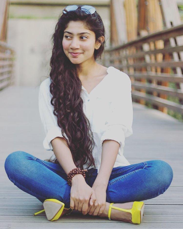 Indian film actress Sai Pallavi Latest Stills