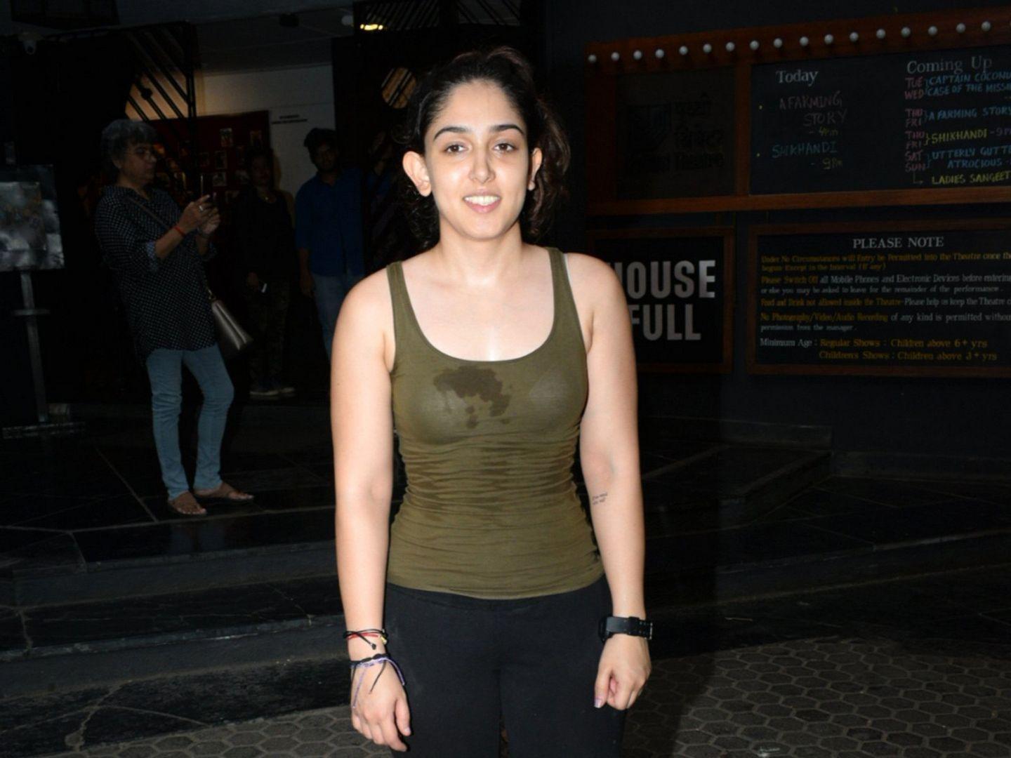 Ira Khan spotted at Juhu