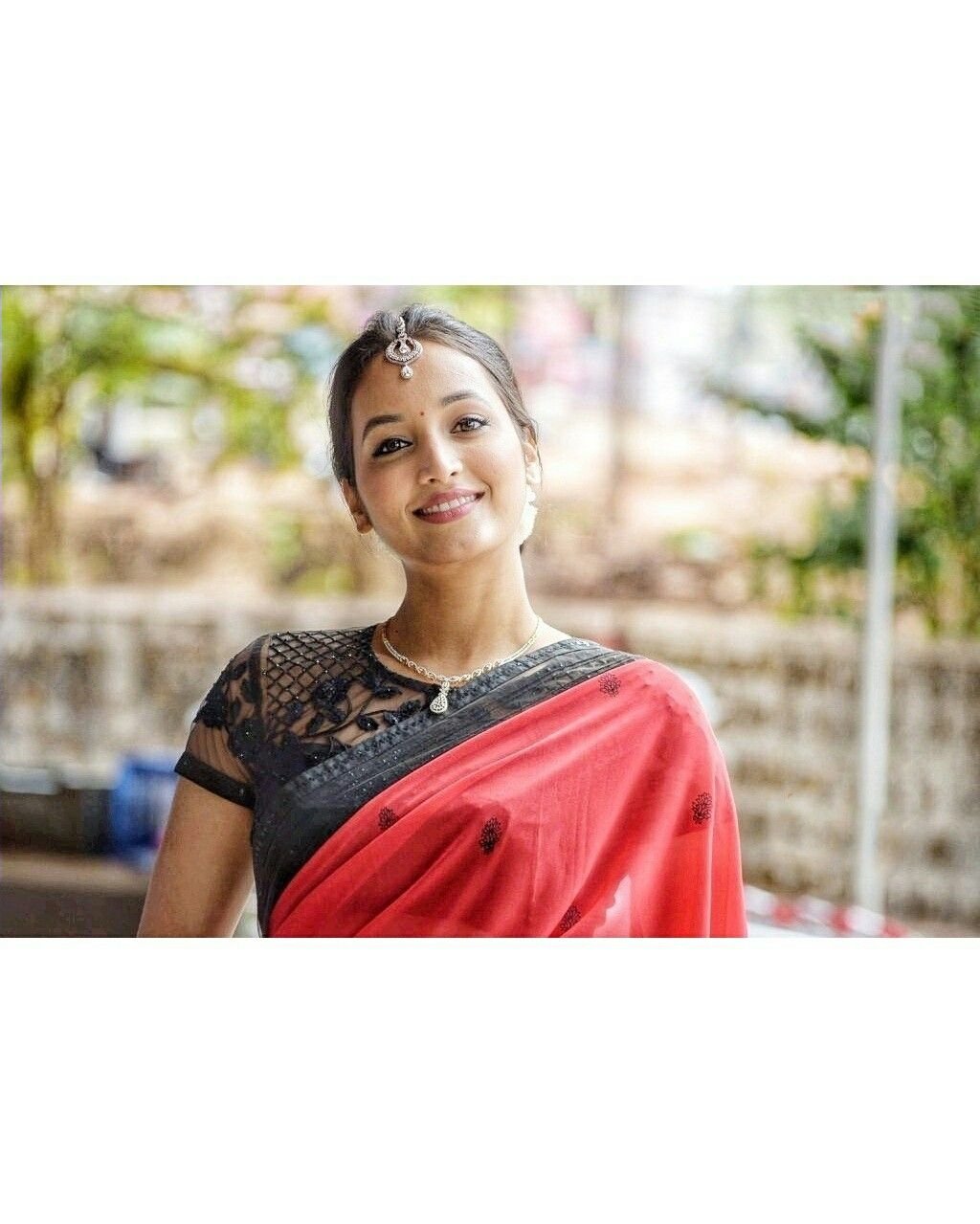 KGF Heroine Srinidhi Shetty in Saree