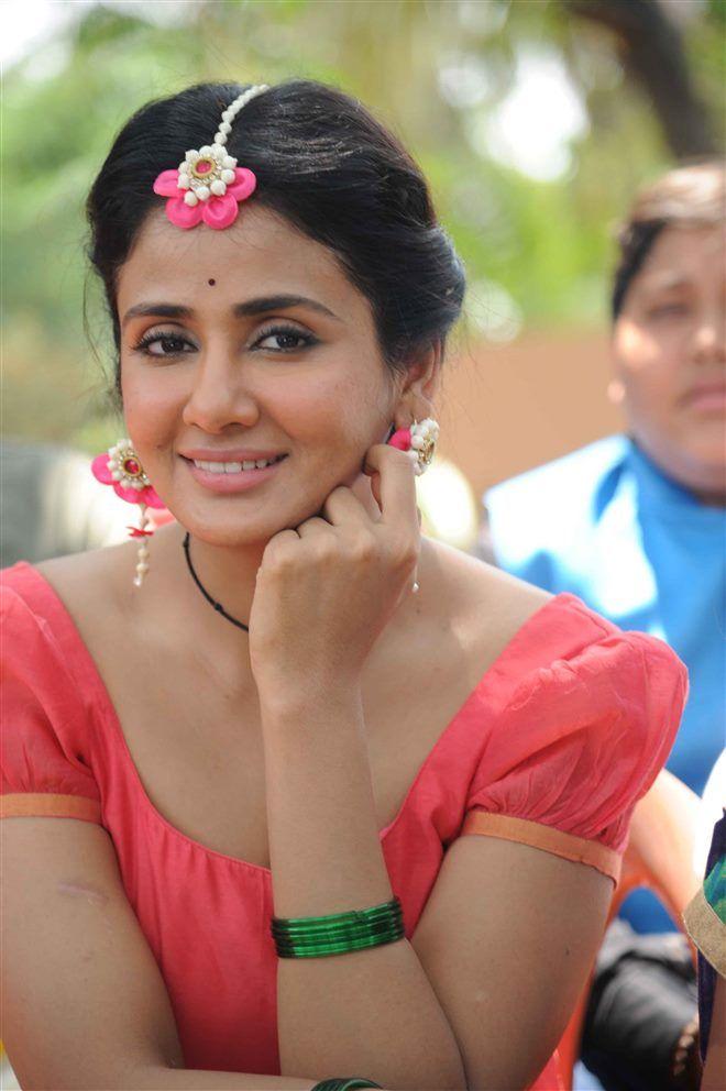 Kannada Actress Parul Yadav Latest Photo Stills