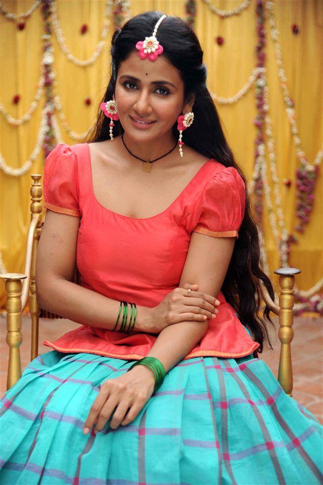 Kannada Actress Parul Yadav Latest Photo Stills