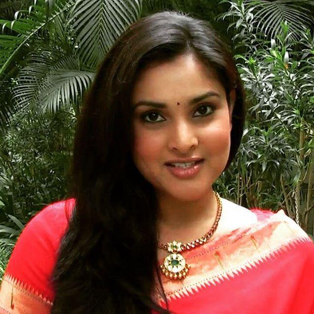 Kannada Actress Ramya Rare & Unseen Photos Collection!