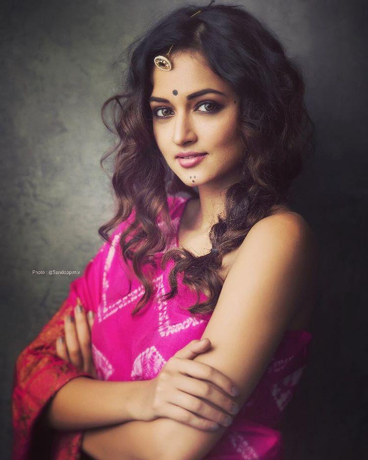 Kannada Actress Shanvi Srivastava Latest Hot Photoshoot Stills 2018