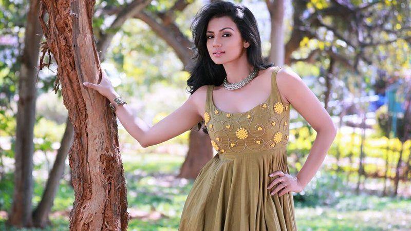 Kannada Actress Shruthi Hariharan Latest Stills