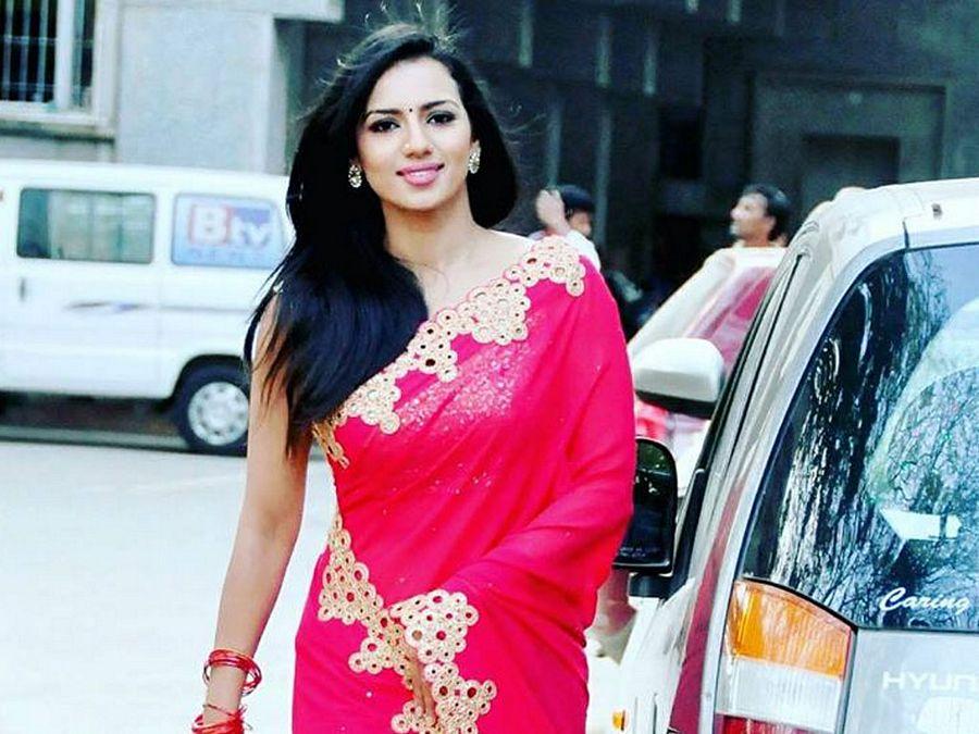 Kannada Actress Shruthi Hariharan Latest Stills