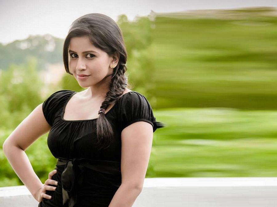 Kannada Anchor Anushree Latest UNSEEN Photo Stills