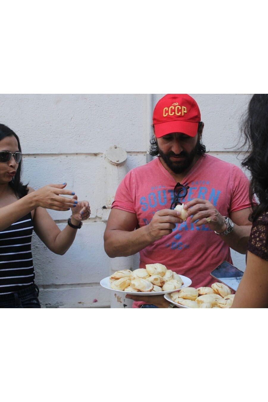  Kareena Kapoor spotted with Husband Saif Ali Khan in Mumbai