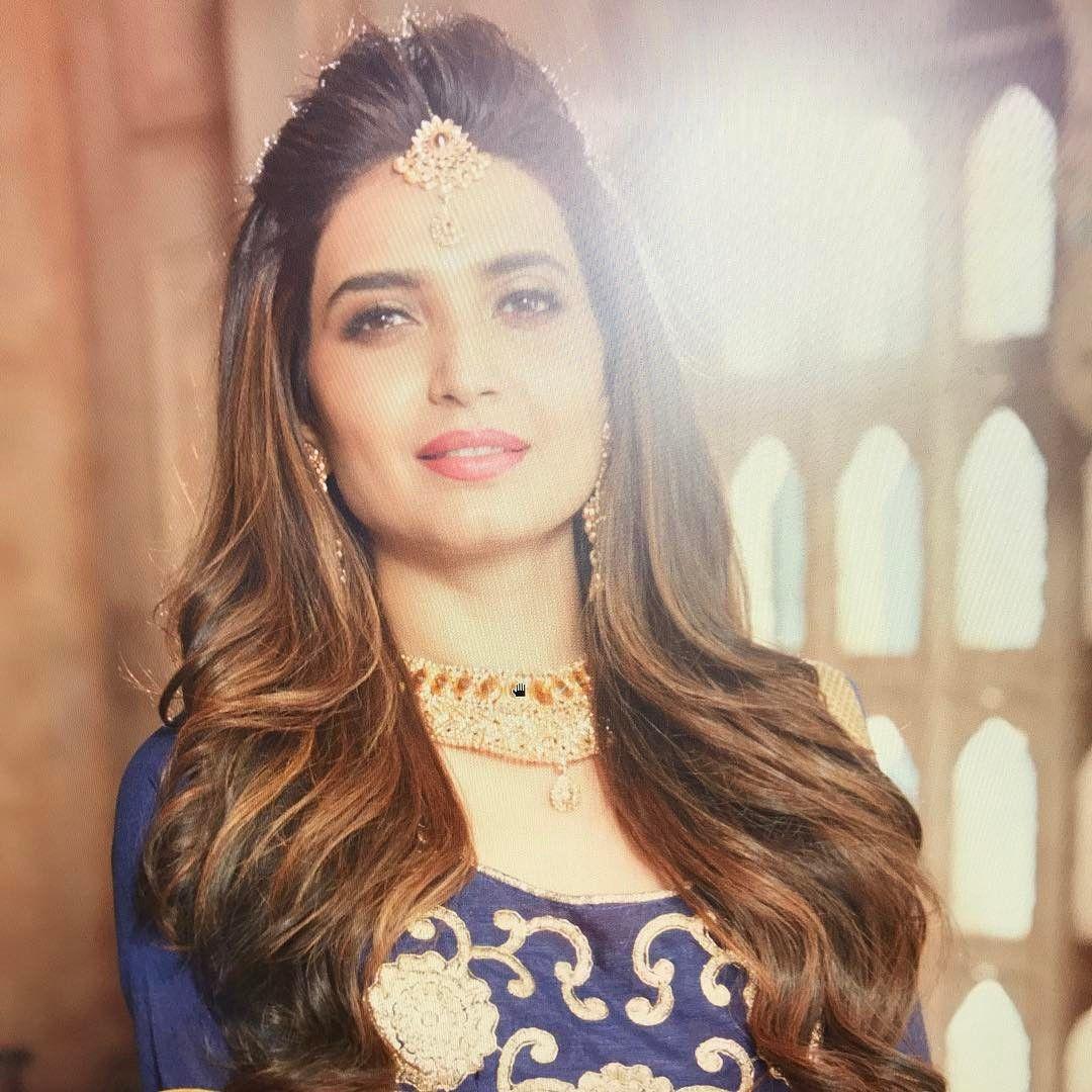 Karishma Tanna Latest Hot Photoshoot Stills