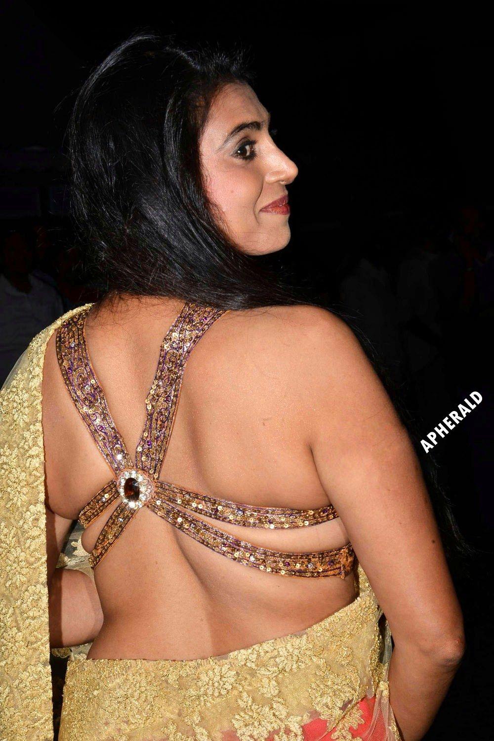 Kasthuri Latest Hot Stills at Jio Filmfare Awards South