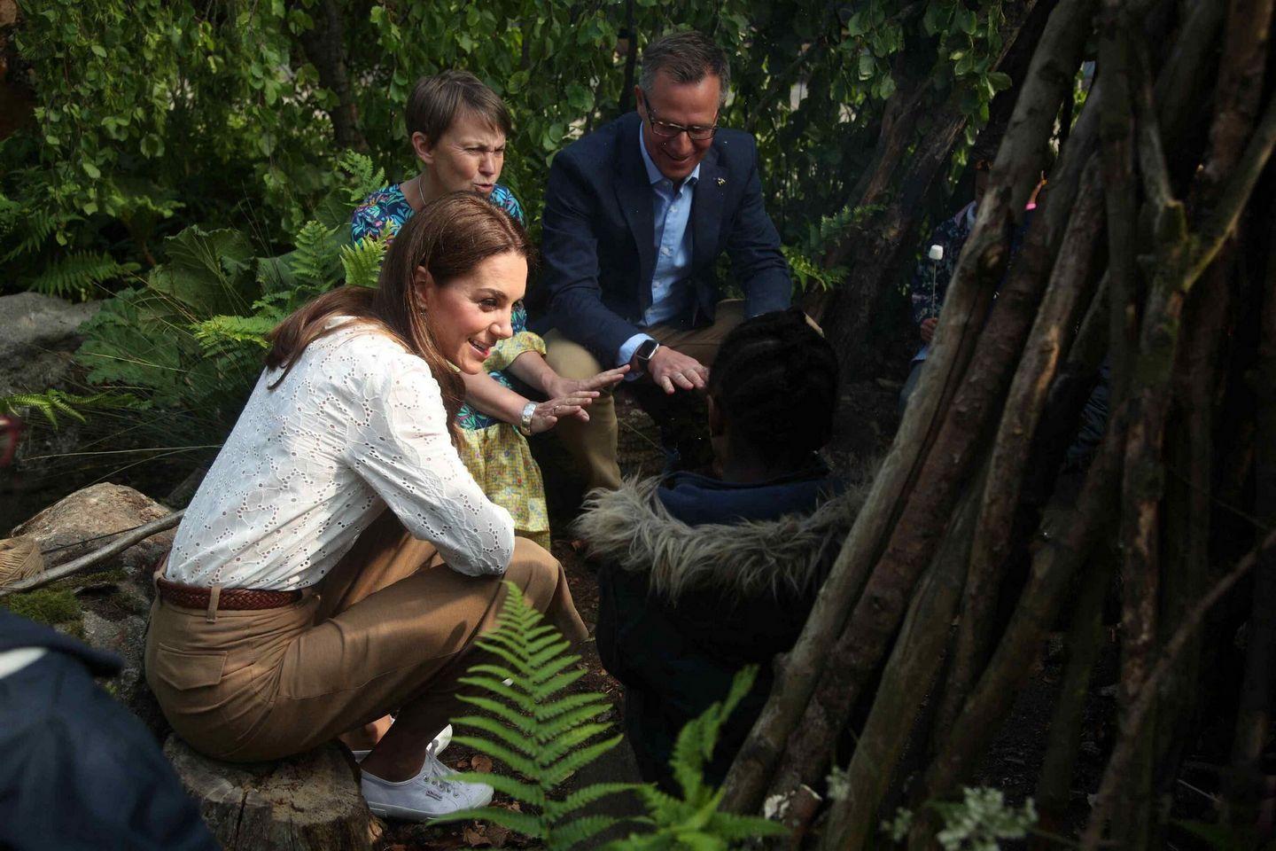  Kate Middleton at Royal Hospital Chelsea Flower Show in London