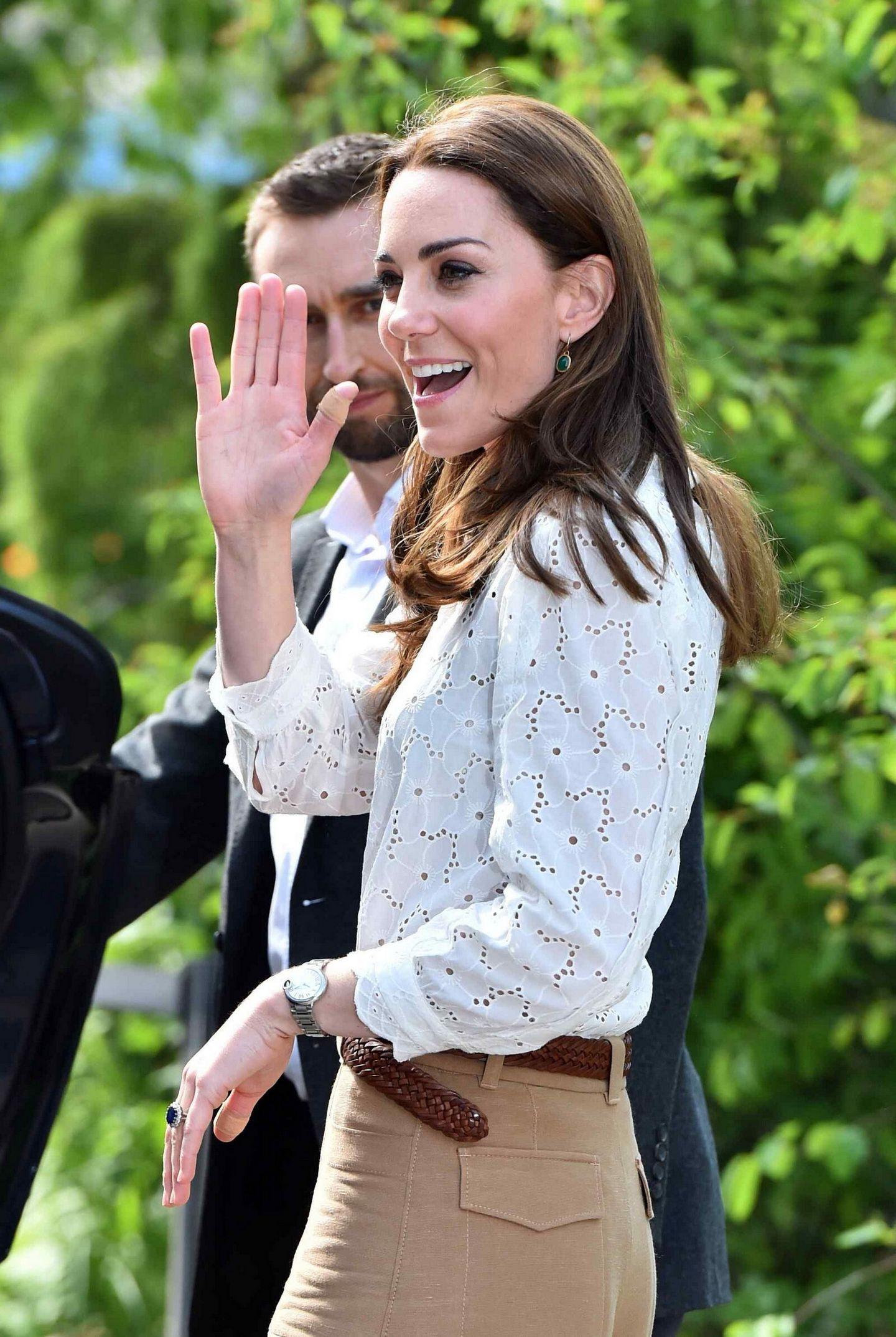  Kate Middleton at Royal Hospital Chelsea Flower Show in London